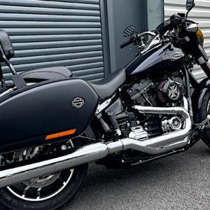 Une Harley-Davidson Sportglide 2020, à vendre chez Leuk Motorcycle.